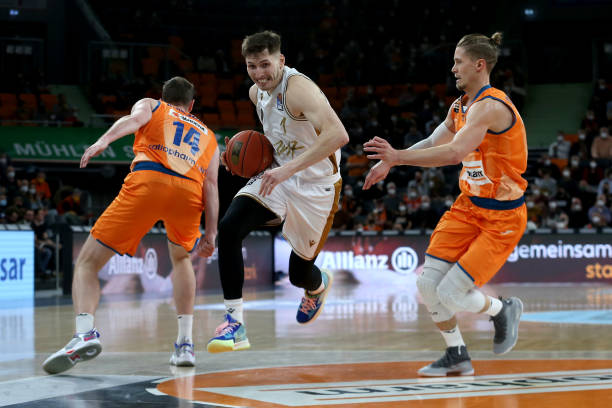 同样出现了 同样出现了