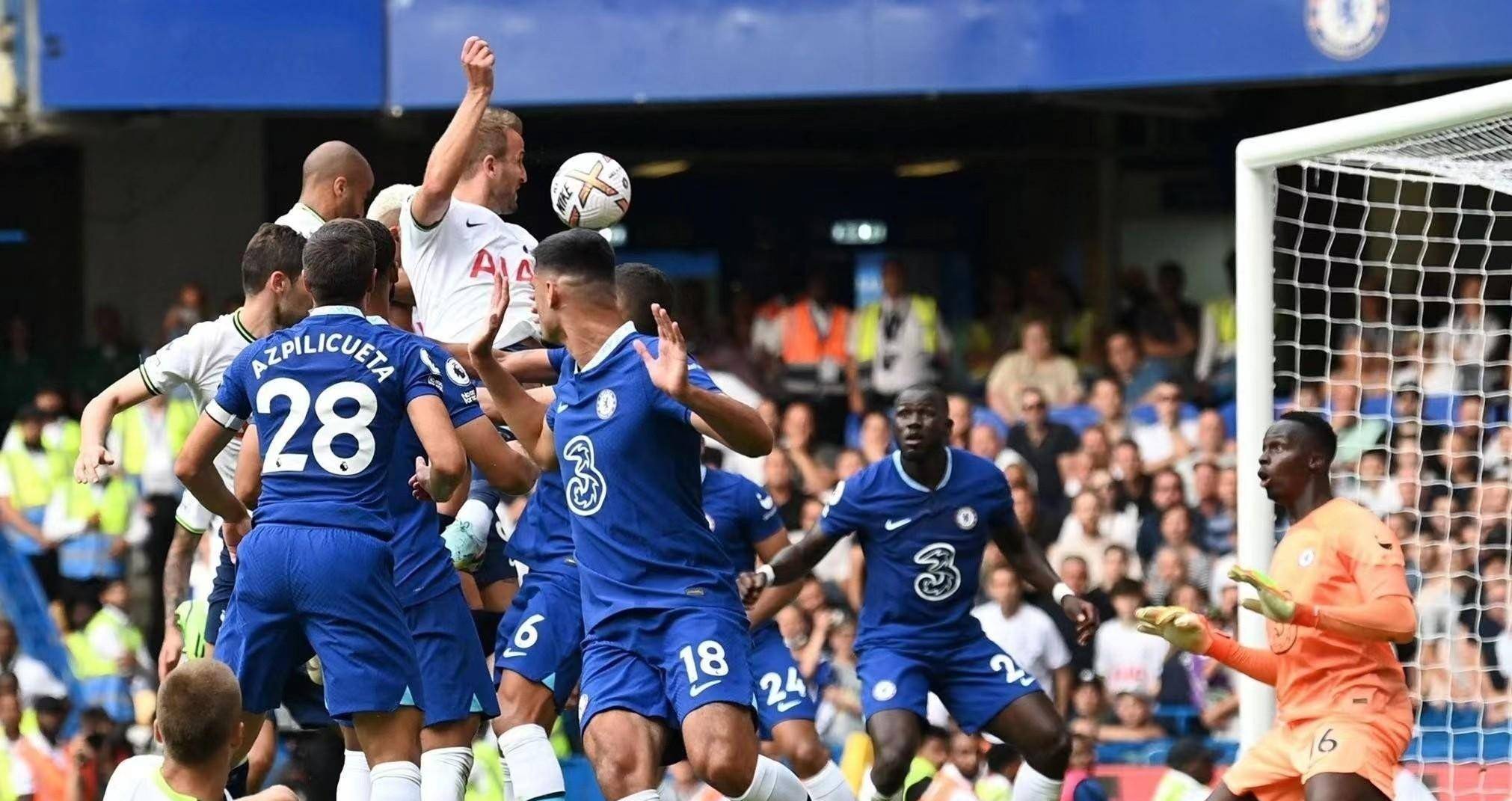 队在场上的 队在场上的