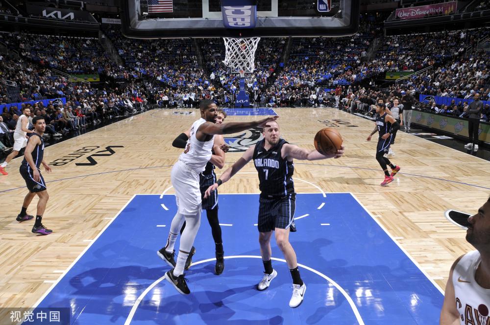 随着乒超赛 随着乒超赛