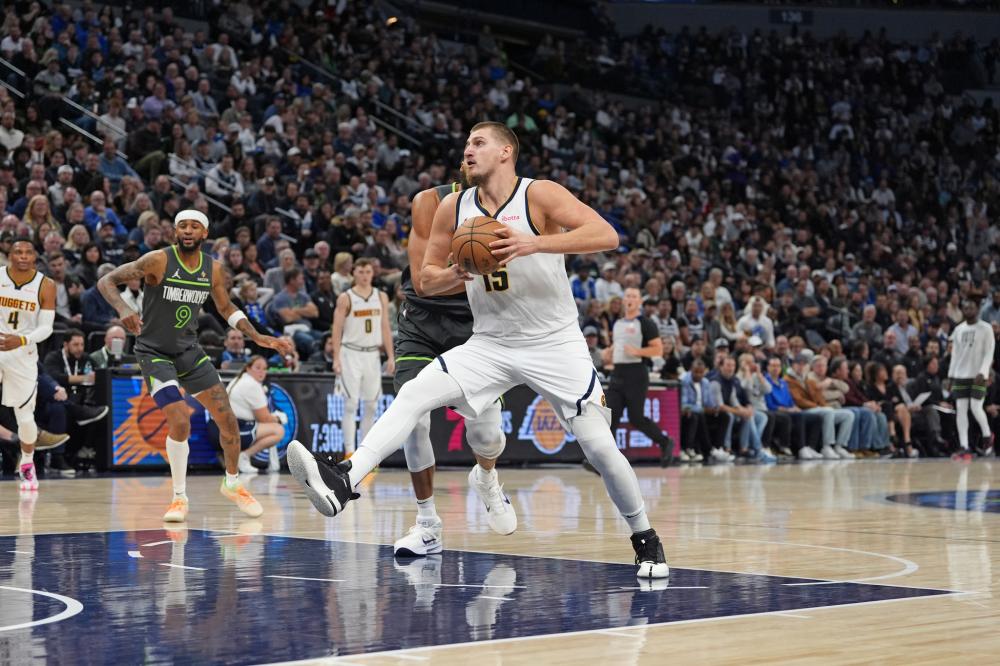 并确保球员 并确保球员