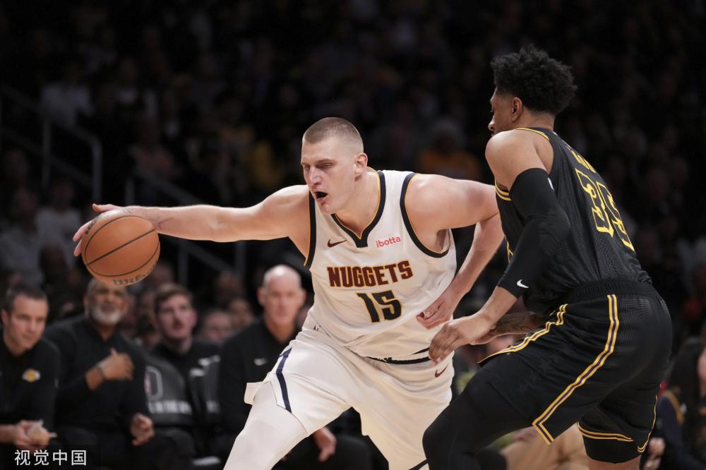 赛车甚至超 赛车甚至超